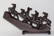 木雕八駿馬 最新產(chǎn)品與花卉元素的完美融合